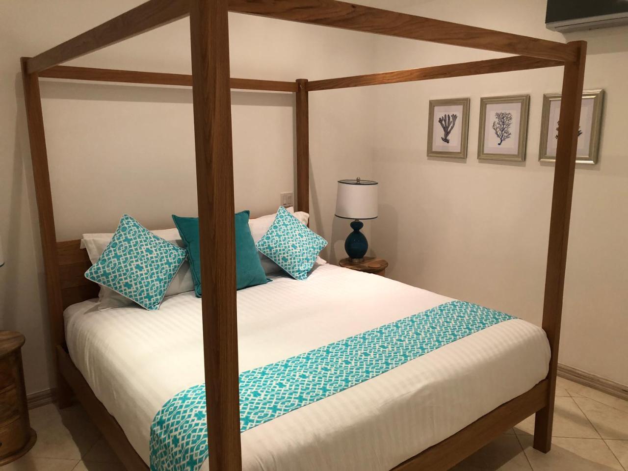 Battaleys Mews Villa เซนต์ปีเตอร์ ภายนอก รูปภาพ
